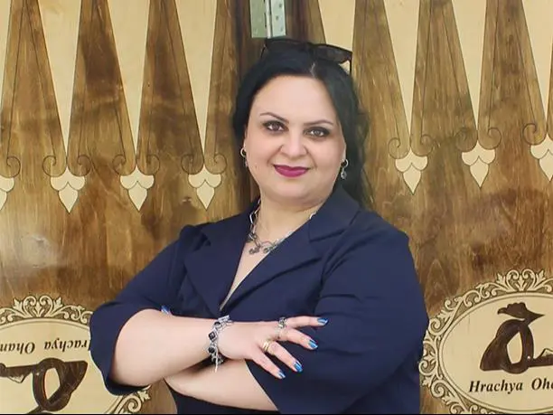 مترجم زبان ارمنی ، بهاره